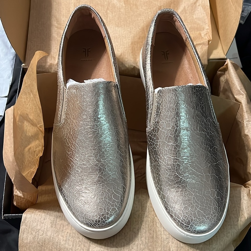 NWT Frye Lena Slip-On Sneakers - Picture 2 of 3